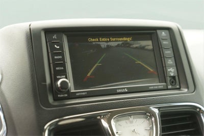 2016 Chrysler Town & Country Touring