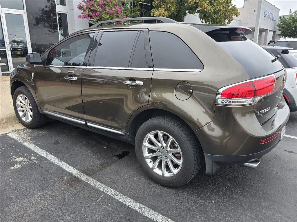 2011 Lincoln MKX Base