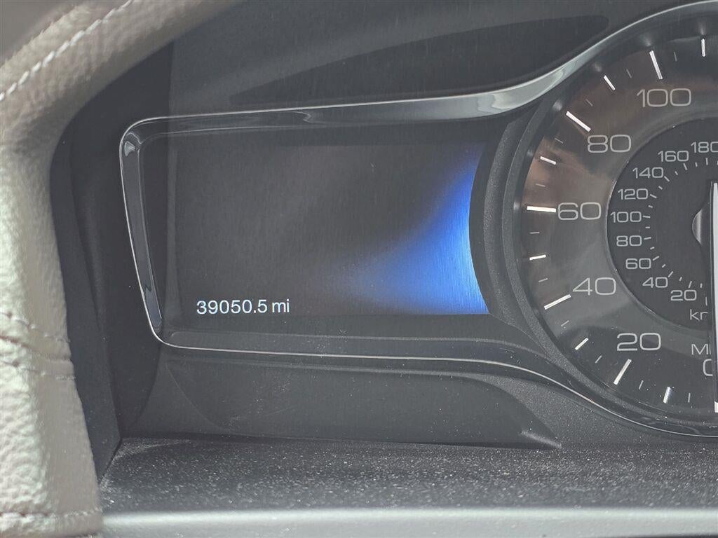 2011 Lincoln MKX Base