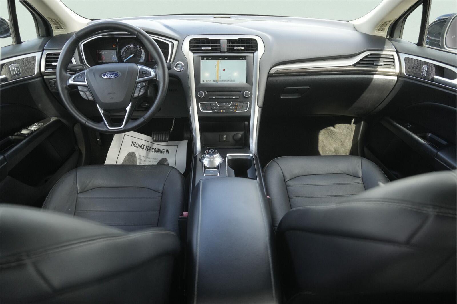 2018 Ford FUSION SE