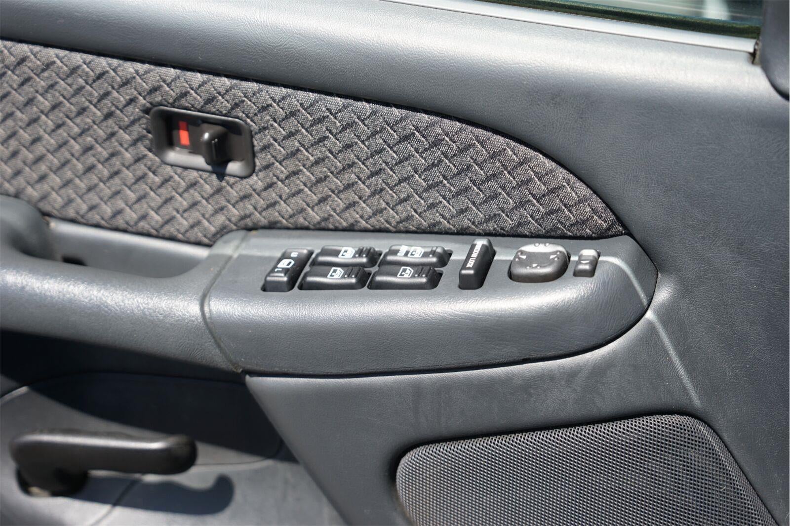 2002 Chevrolet Ck1500 1500