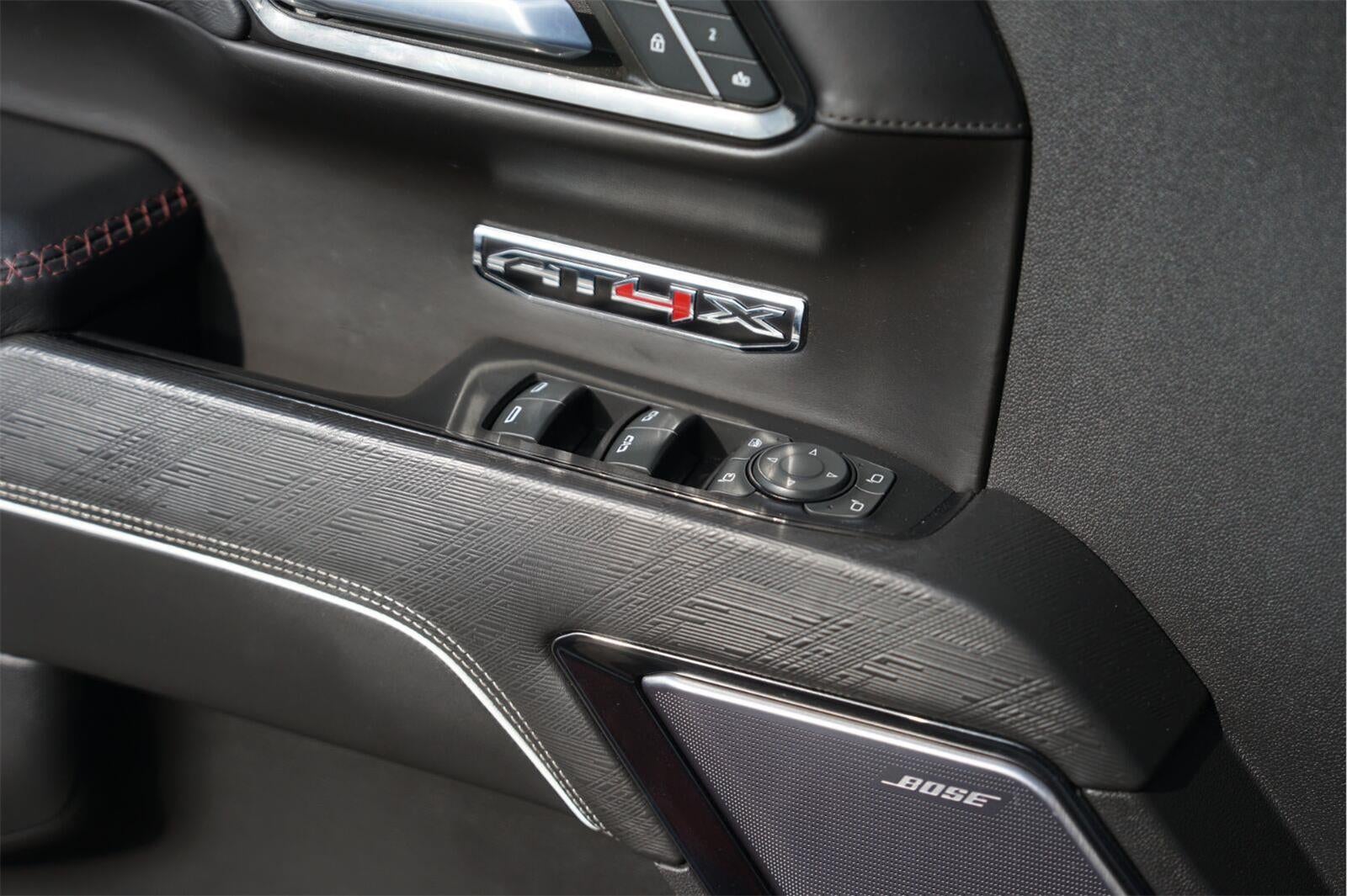 2023 GMC Sierra 1500 AT4X