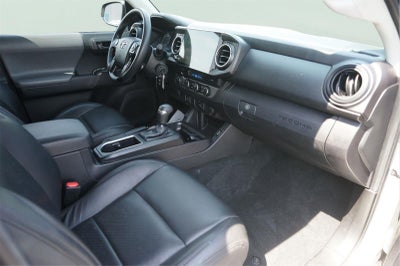 2022 Toyota Tacoma SR V6