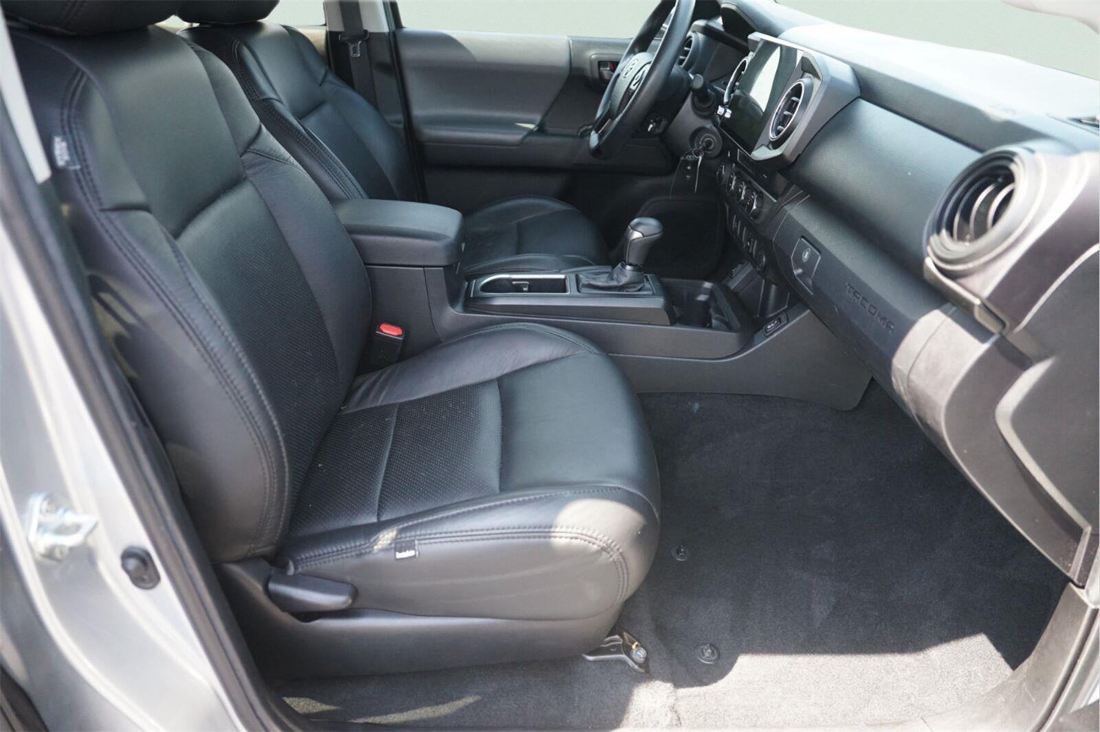 2022 Toyota Tacoma SR V6