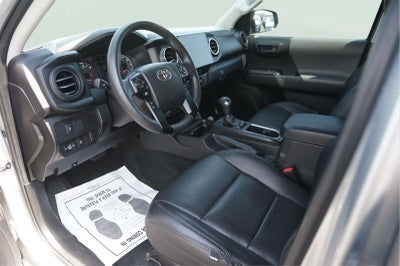 2022 Toyota Tacoma SR V6