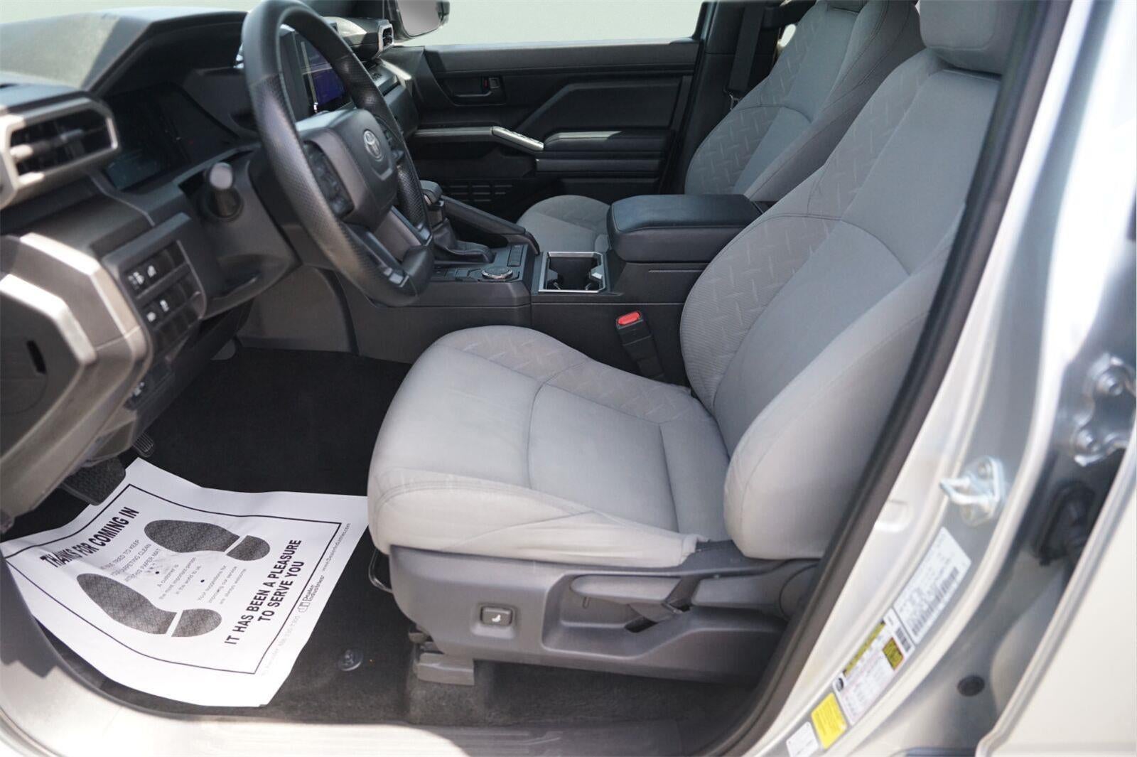 2025 Toyota Tacoma SR5
