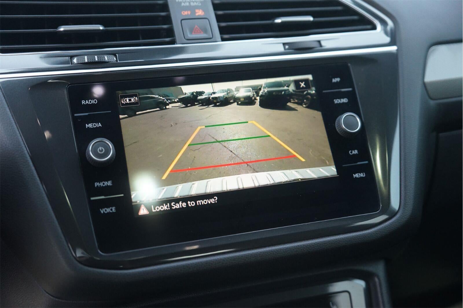 2022 Volkswagen Tiguan SE R-Line Black