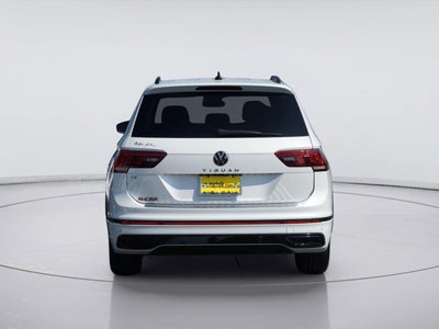 2022 Volkswagen Tiguan SE R-Line Black