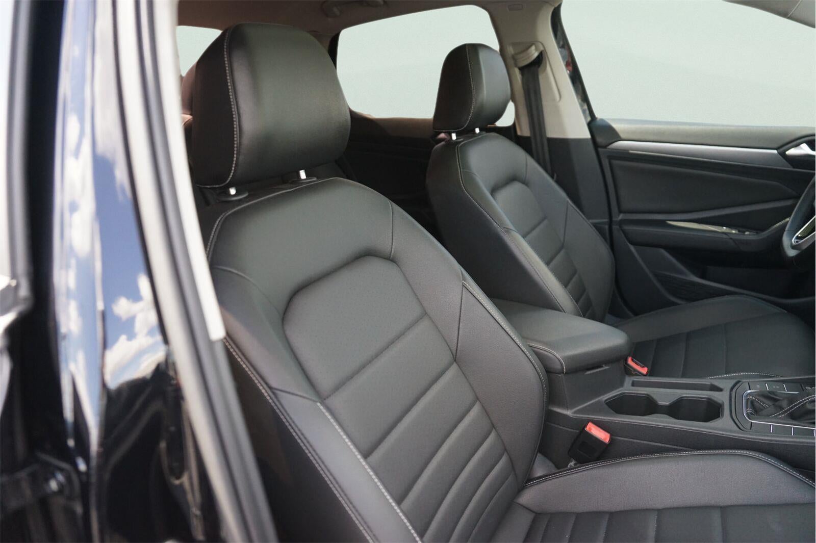 2022 Volkswagen Jetta SE