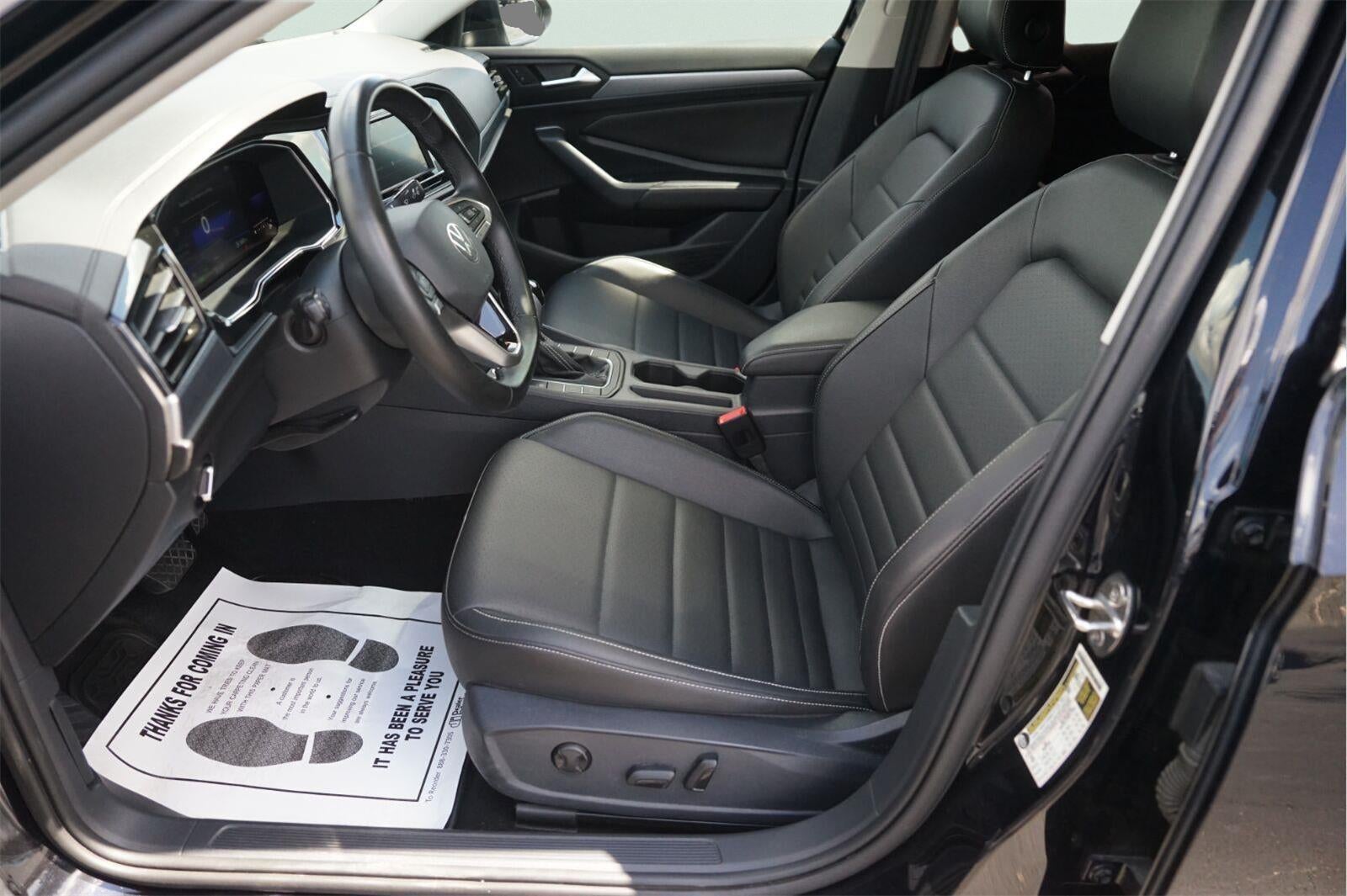2022 Volkswagen Jetta SE