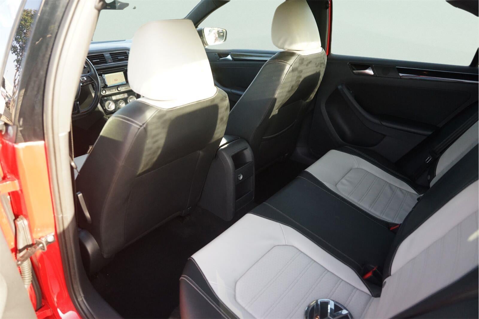 2015 Volkswagen Jetta 1.8T Sport