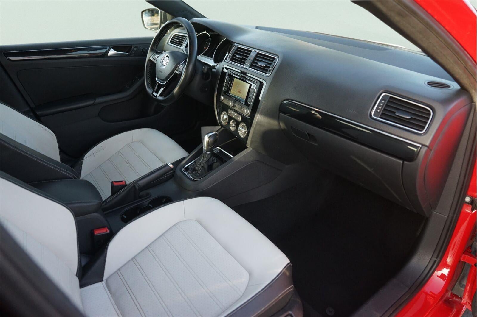2015 Volkswagen Jetta 1.8T Sport
