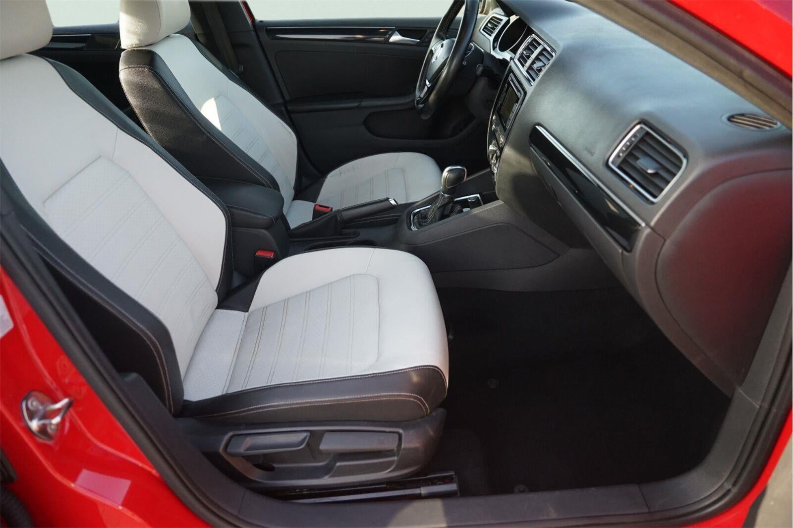 2015 Volkswagen Jetta 1.8T Sport