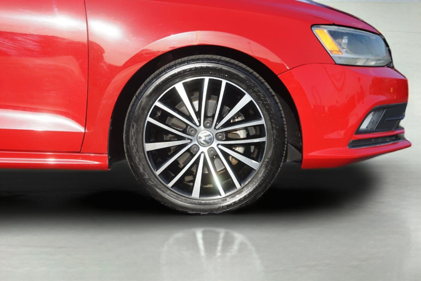 2015 Volkswagen Jetta 1.8T Sport