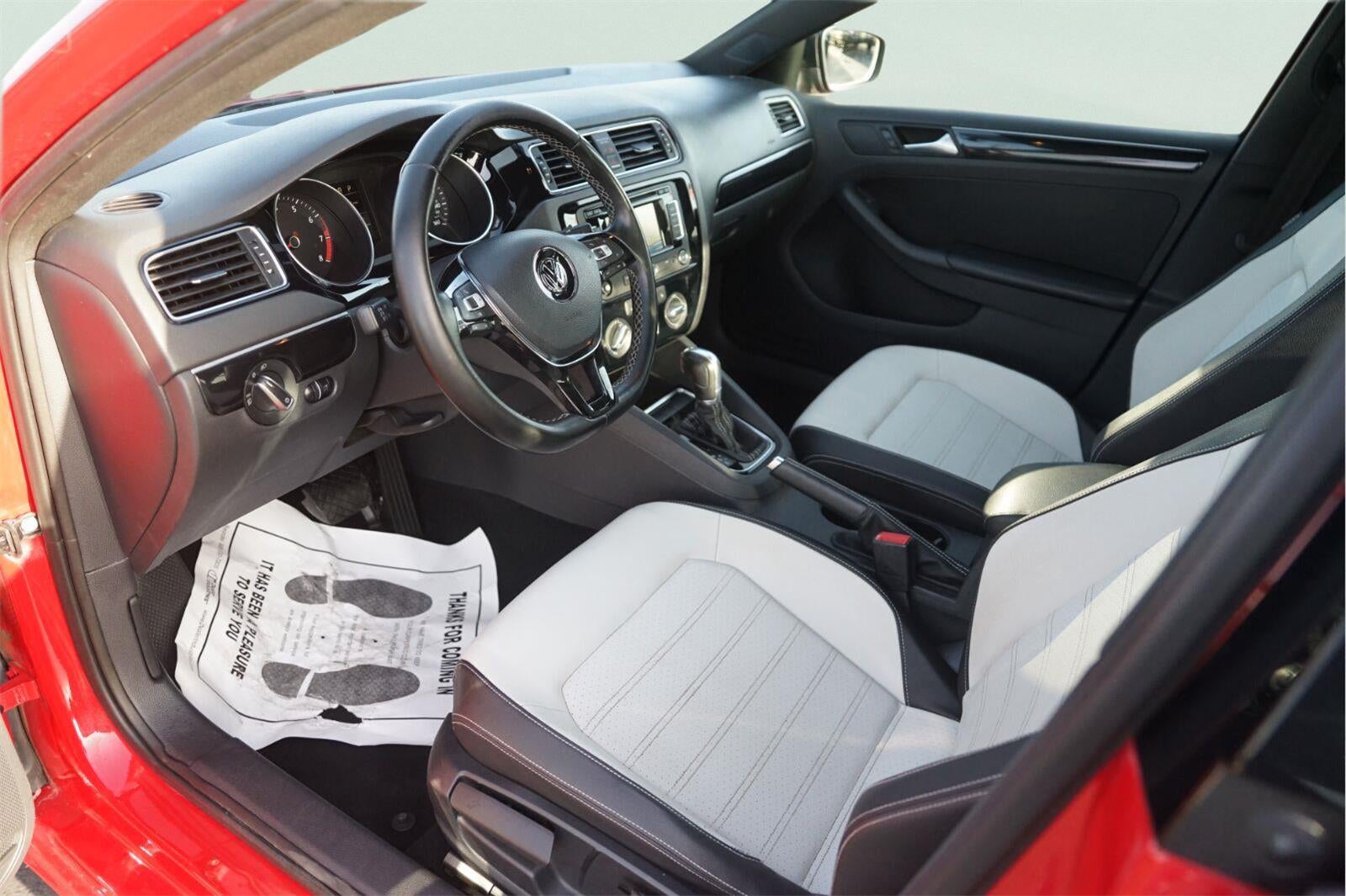2015 Volkswagen Jetta 1.8T Sport