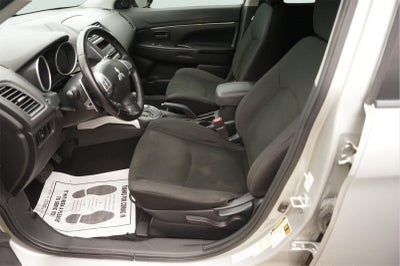 2013 Mitsubishi OUTLANDER ES