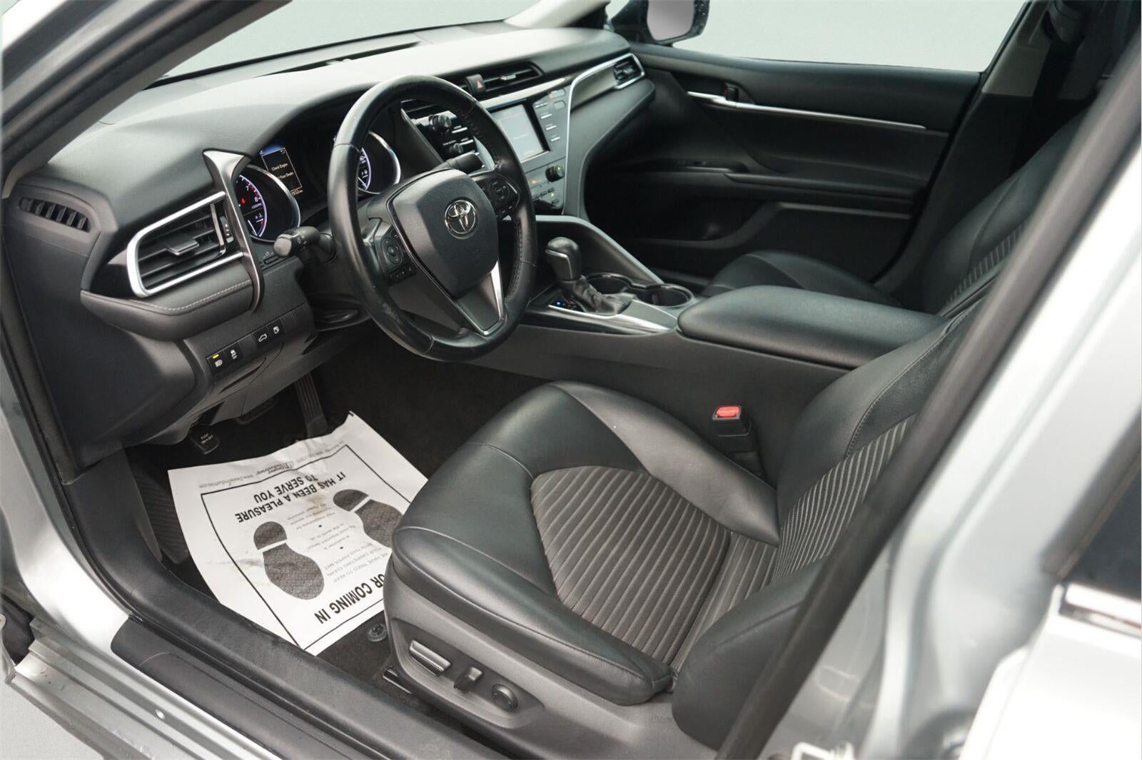 2018 Toyota Camry SE
