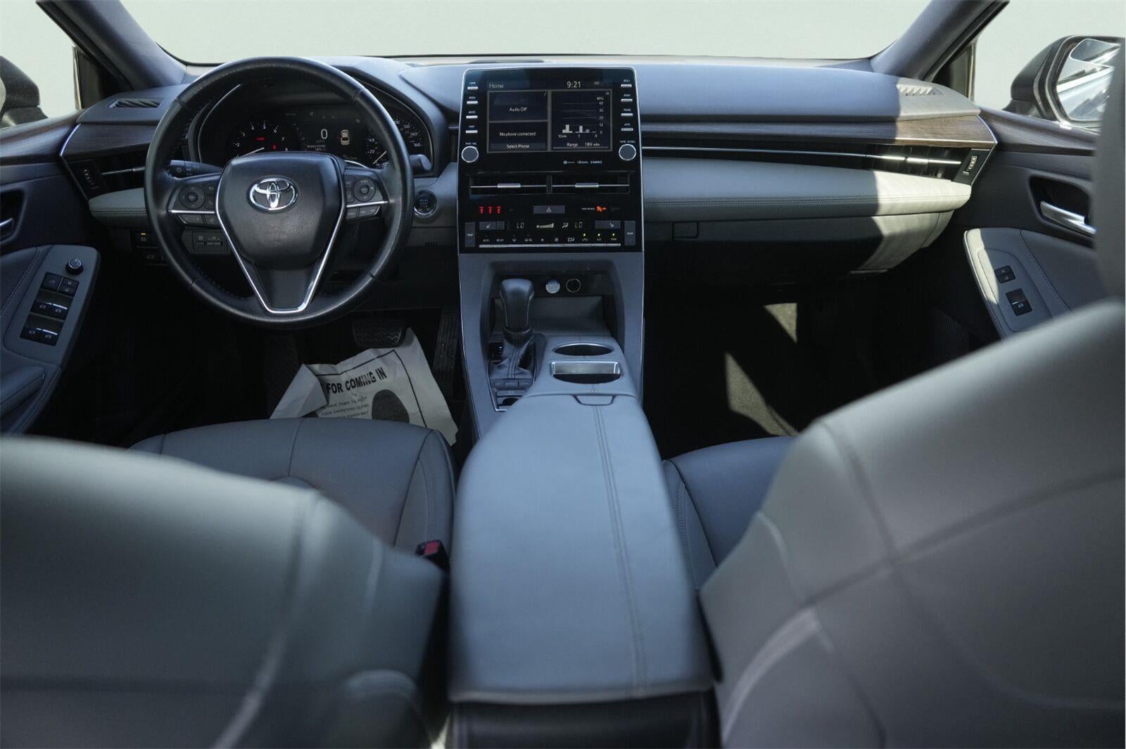 2019 Toyota Avalon XLE