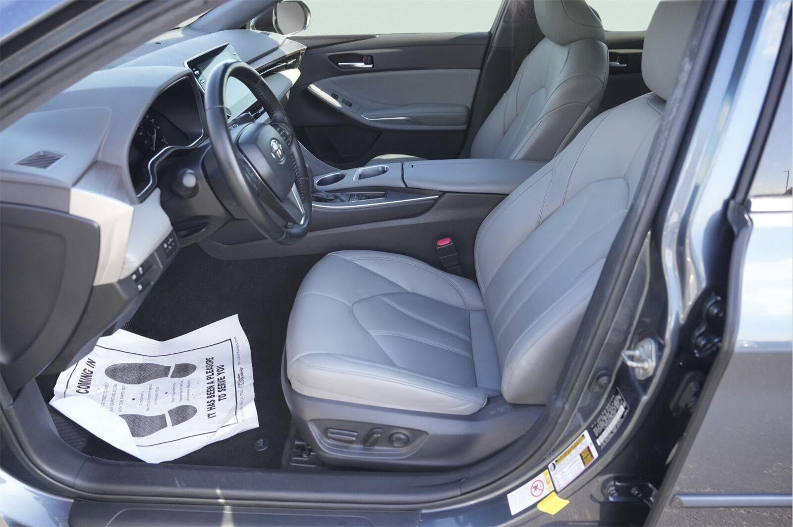 2019 Toyota Avalon XLE