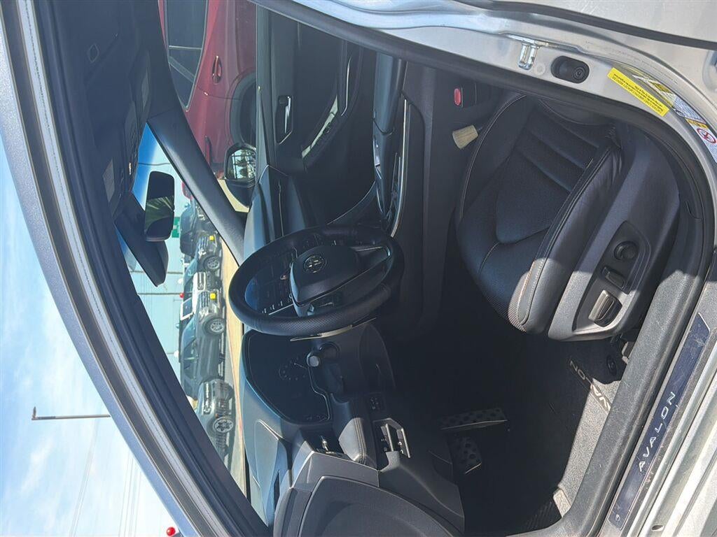 2019 Toyota Avalon XSE