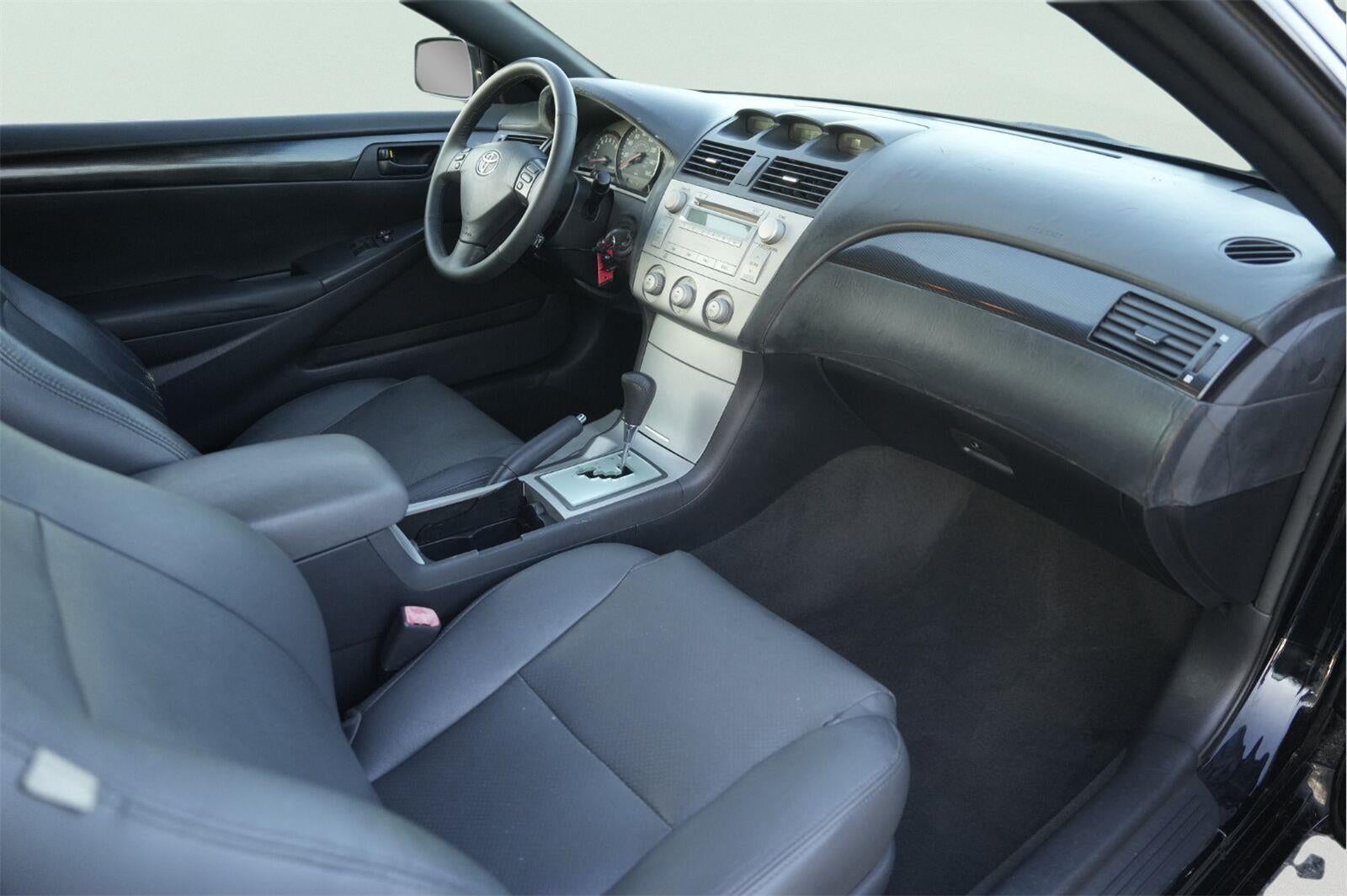 2006 Toyota Camry Solara SE V6