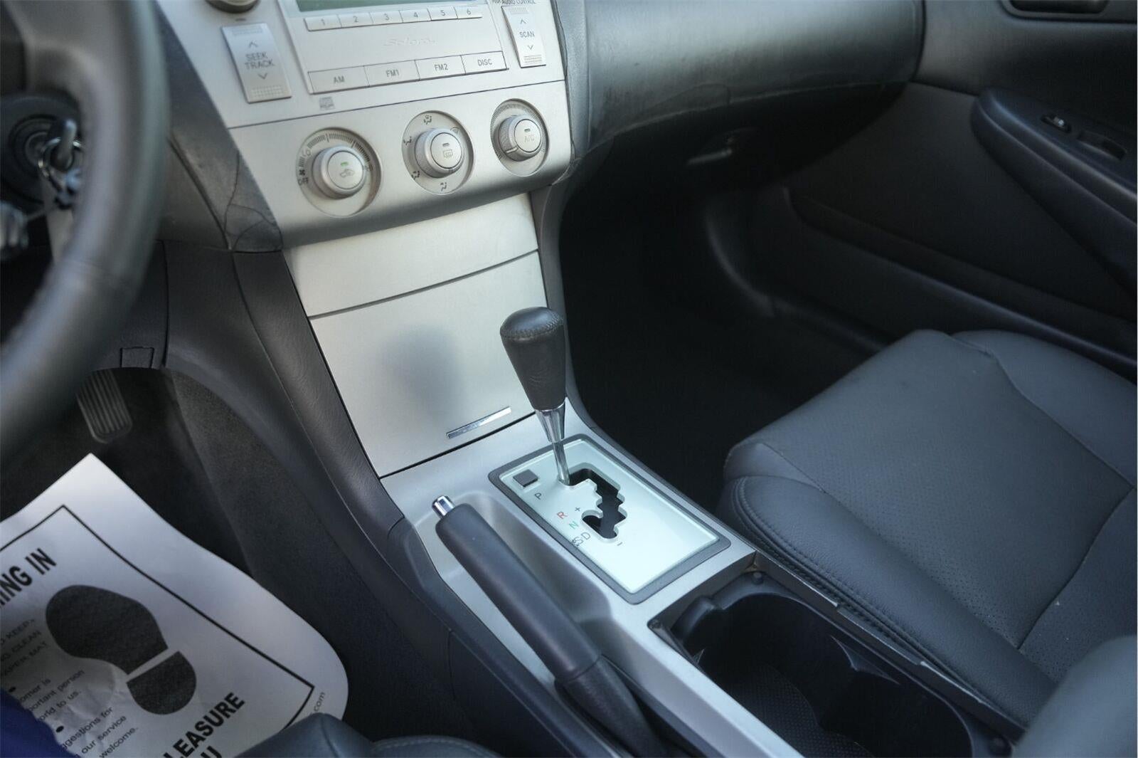 2006 Toyota Camry Solara SE V6