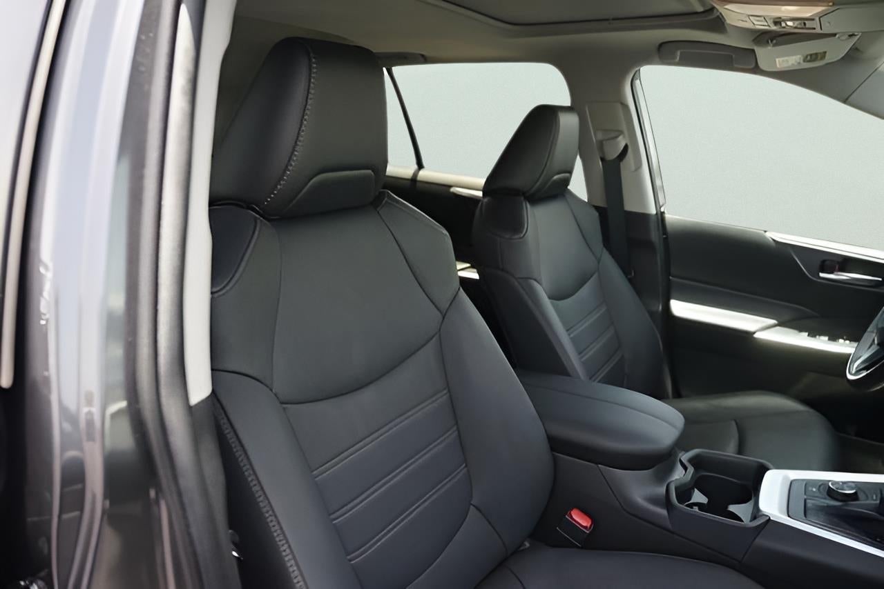 2021 Toyota RAV4 Hybrid XLE Premium