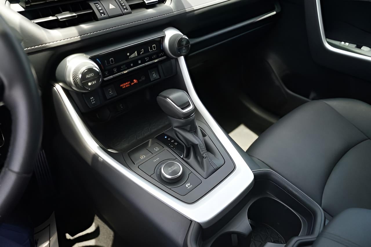 2021 Toyota RAV4 Hybrid XLE Premium