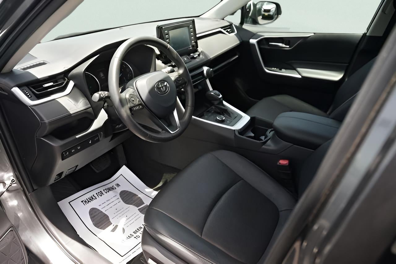 2021 Toyota RAV4 Hybrid XLE Premium