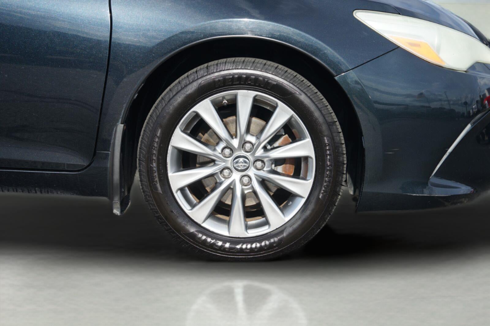 2015 Toyota Camry XLE