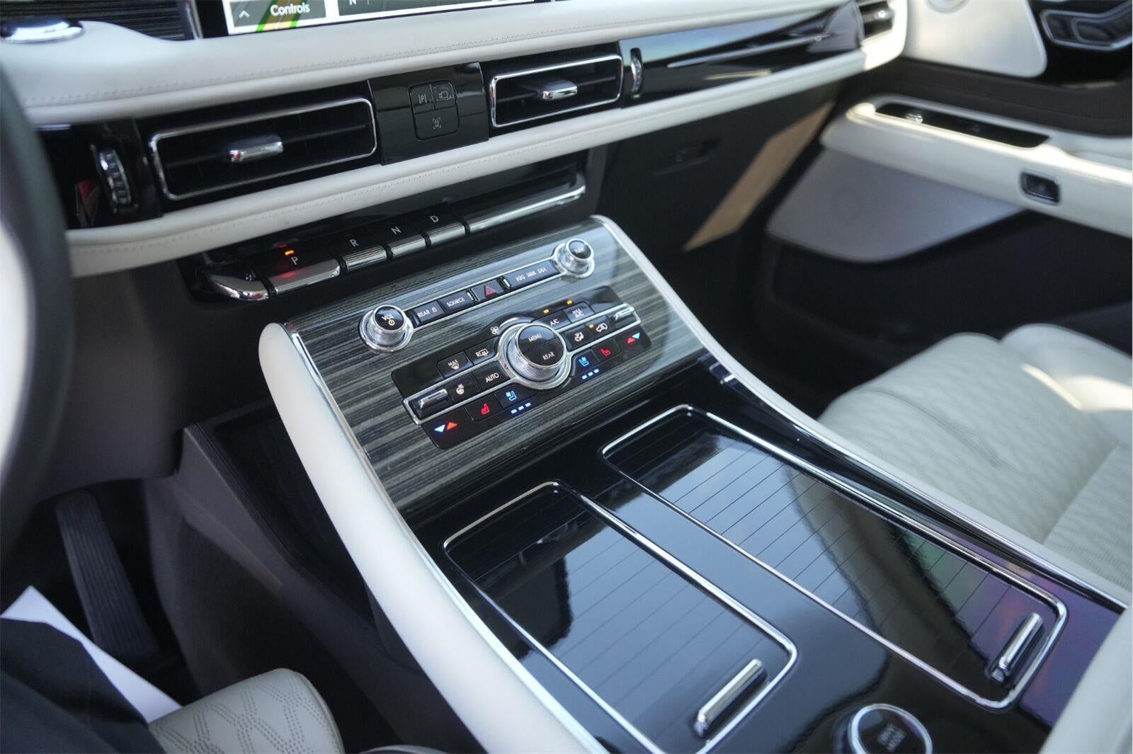 2024 Lincoln Aviator Black Label