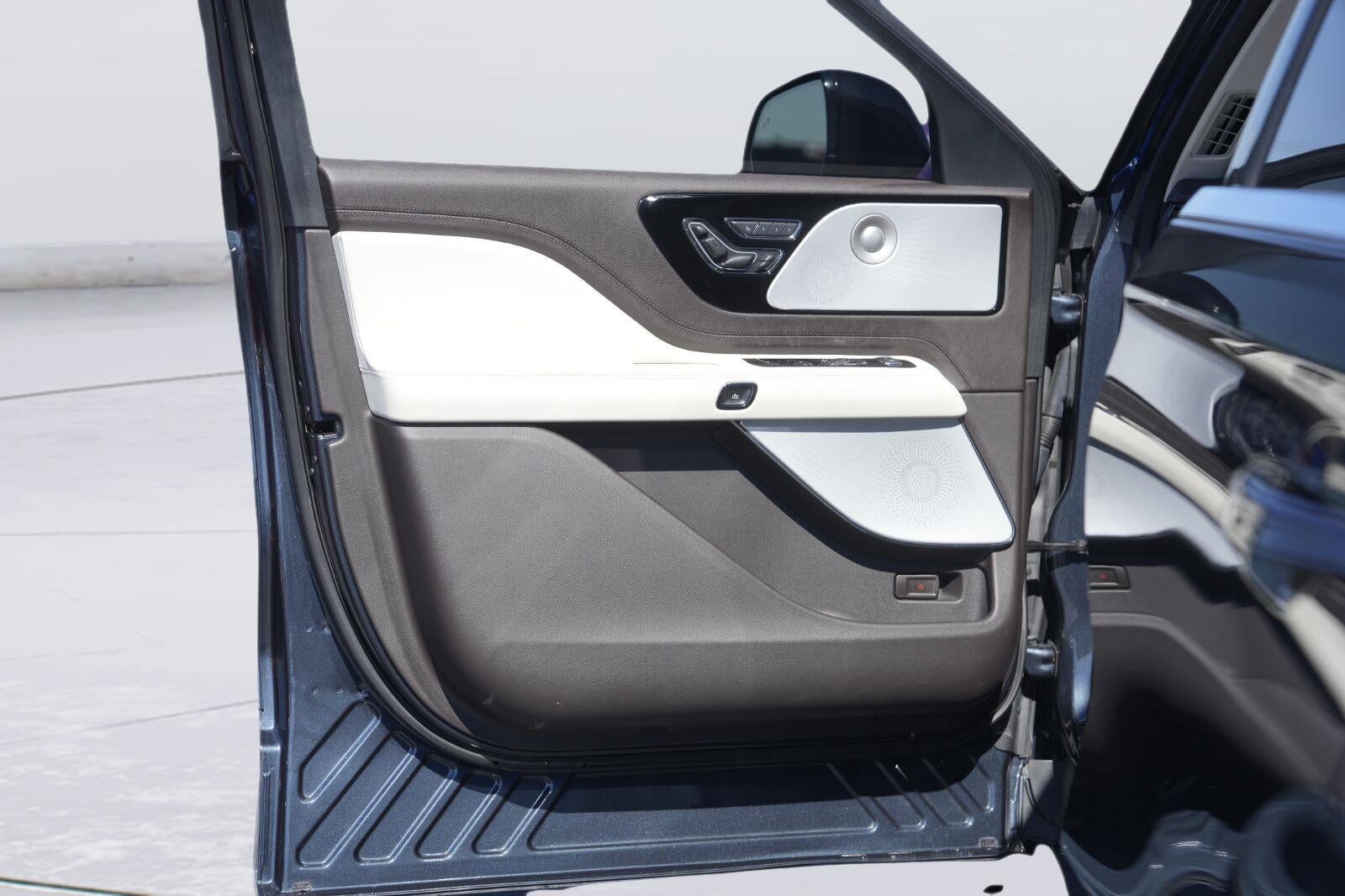 2024 Lincoln Aviator Black Label