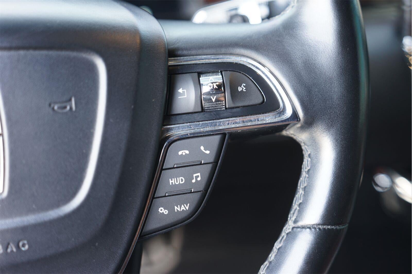 2020 Lincoln NAVIGATOR RSV