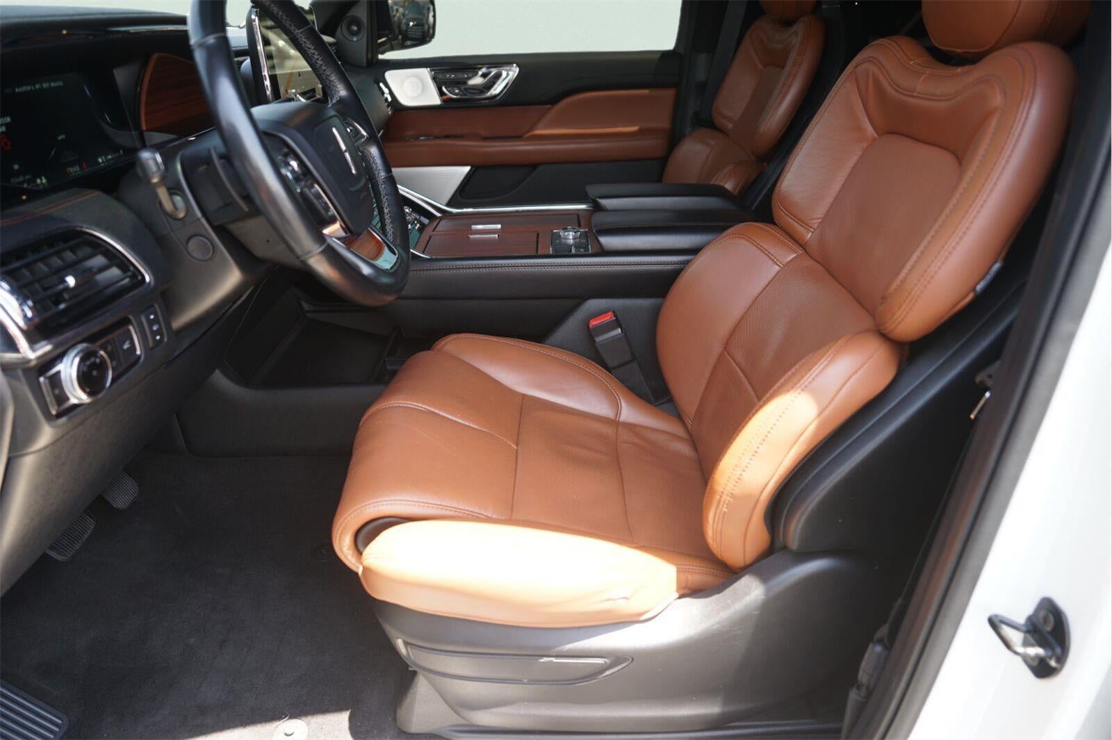 2020 Lincoln NAVIGATOR RSV