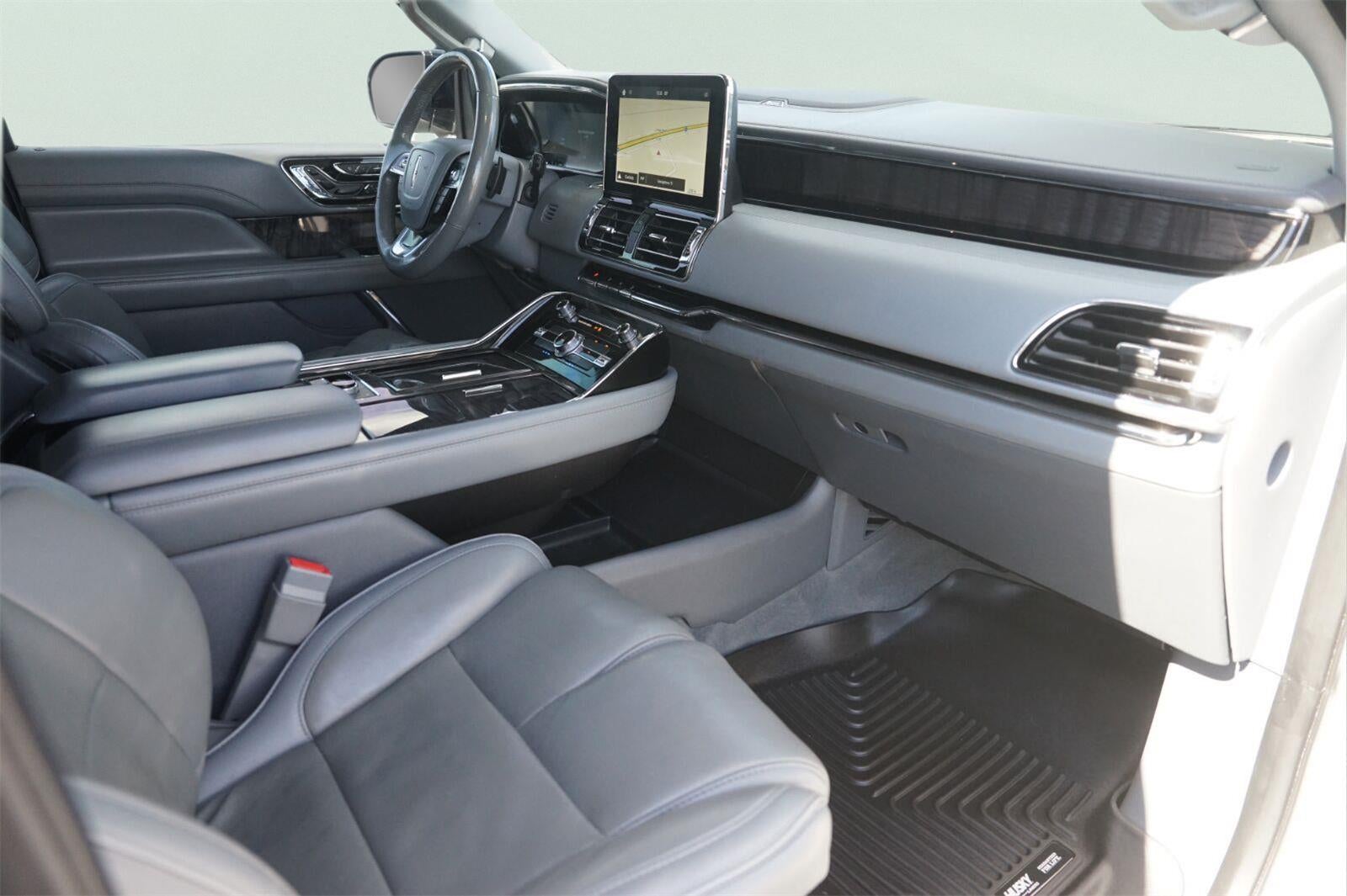 2019 Lincoln Navigator L Select