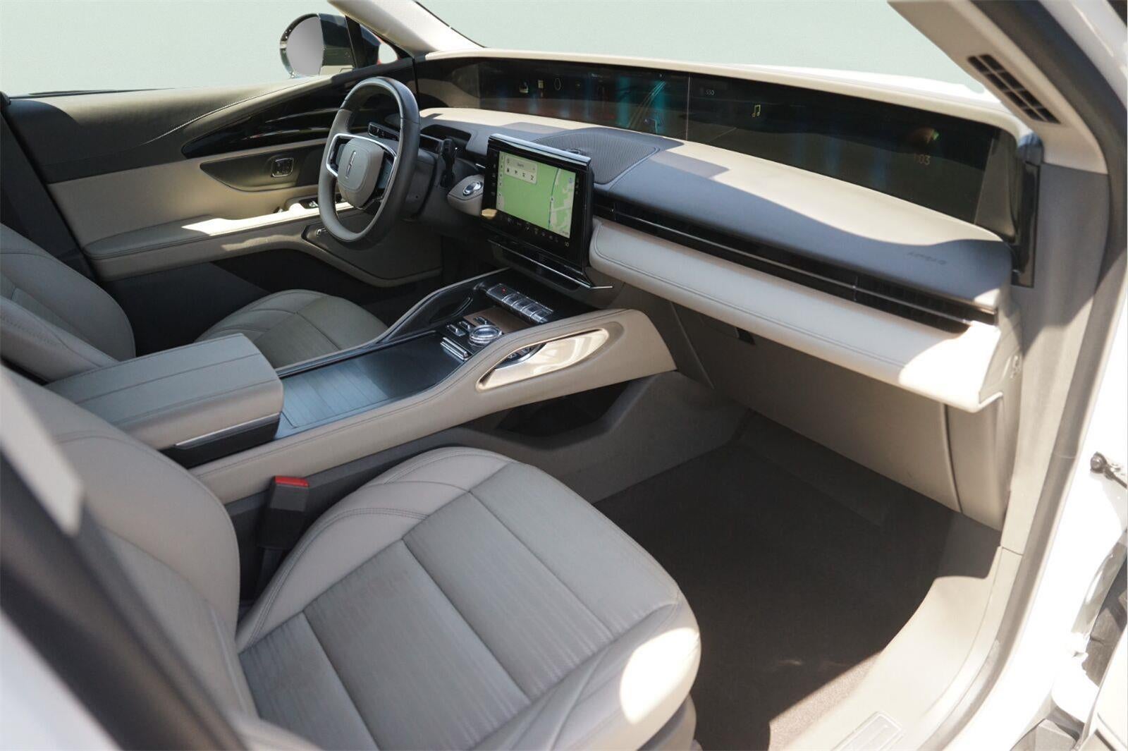 2025 Lincoln Nautilus Reserve