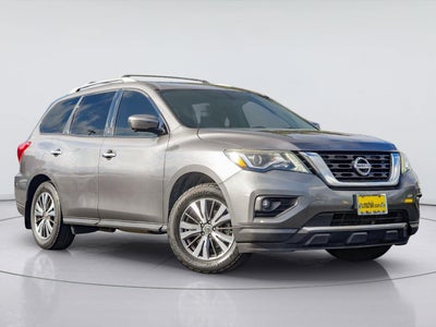 2017 Nissan Pathfinder SL