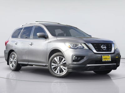 2017 Nissan Pathfinder SL