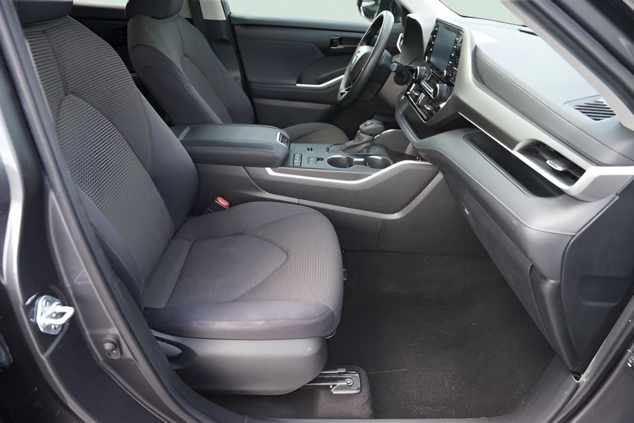 2021 Toyota Highlander L