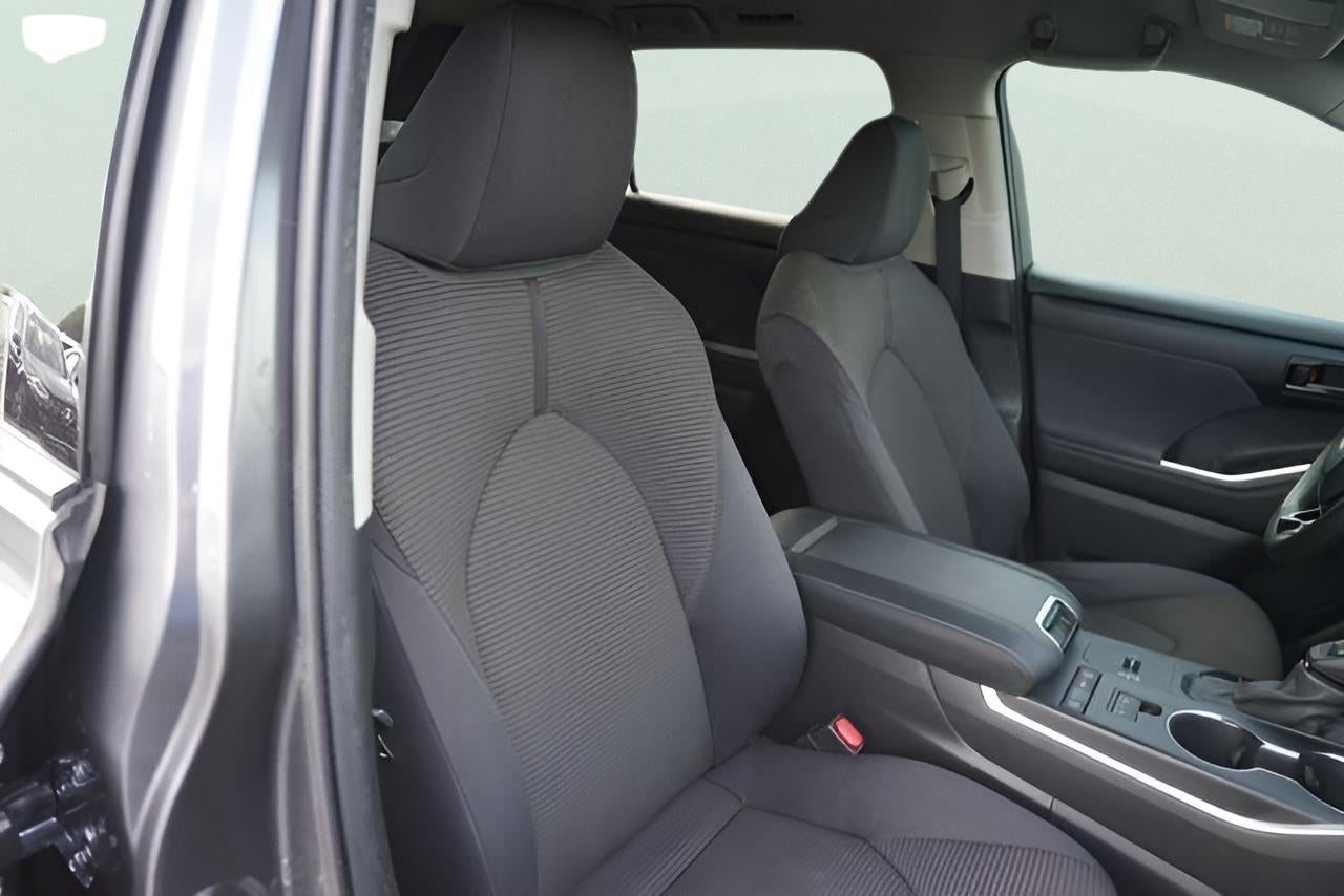 2021 Toyota Highlander L