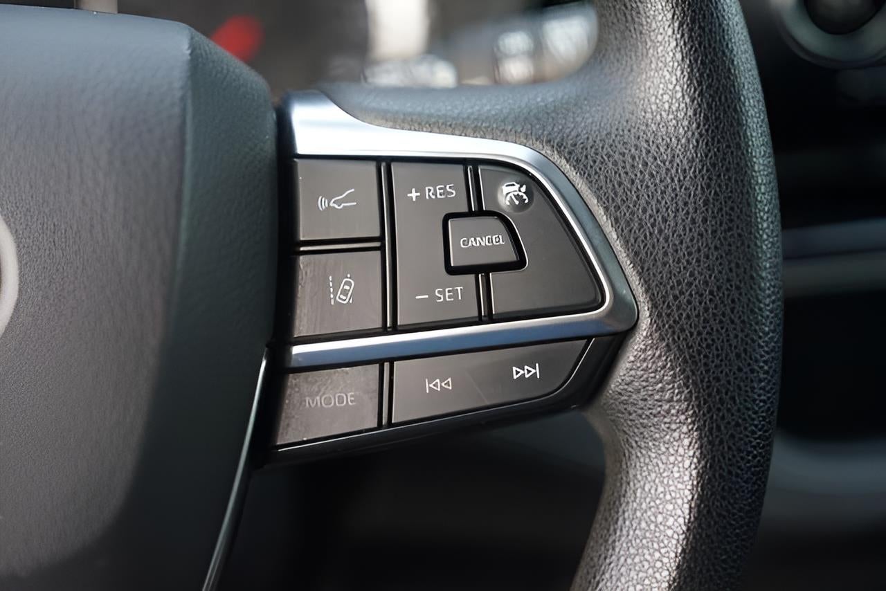 2021 Toyota Highlander L
