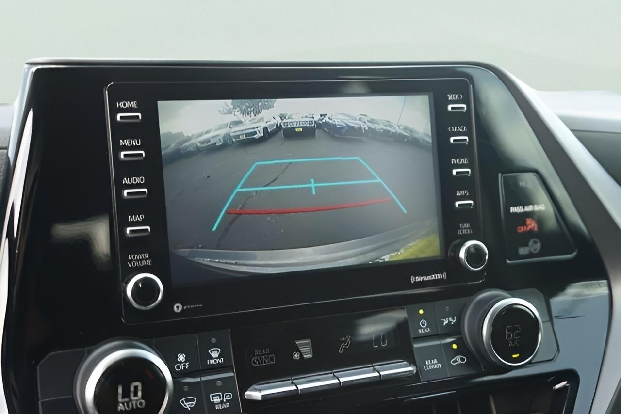 2021 Toyota Highlander L