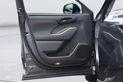 2021 Toyota Highlander L