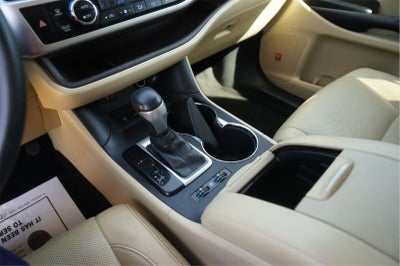 2016 Toyota Highlander Limited