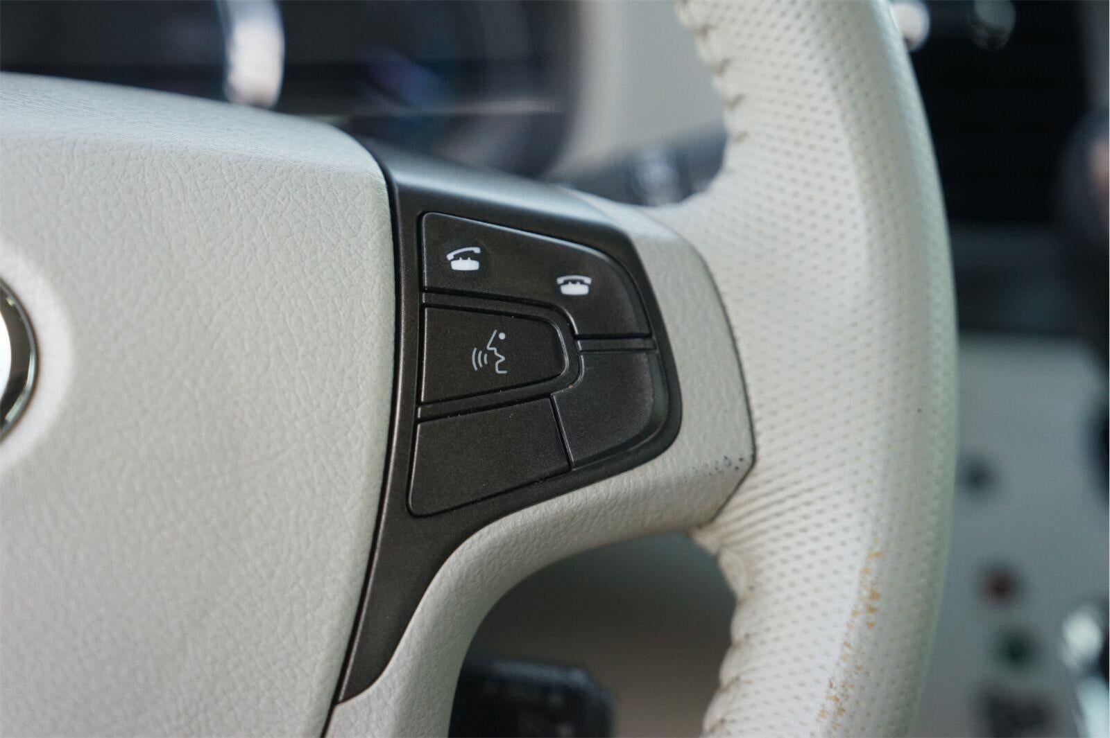 2013 Toyota Sienna XLE 8-Passenger
