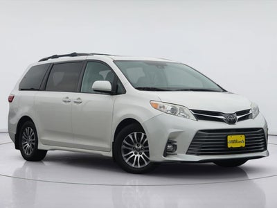 2020 Toyota SIENNA Base
