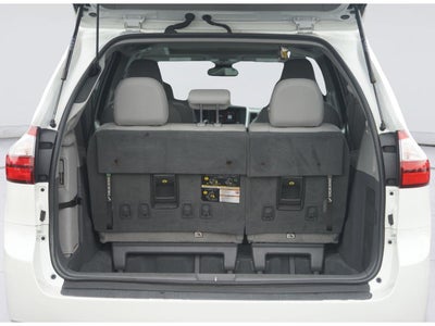 2020 Toyota SIENNA Base