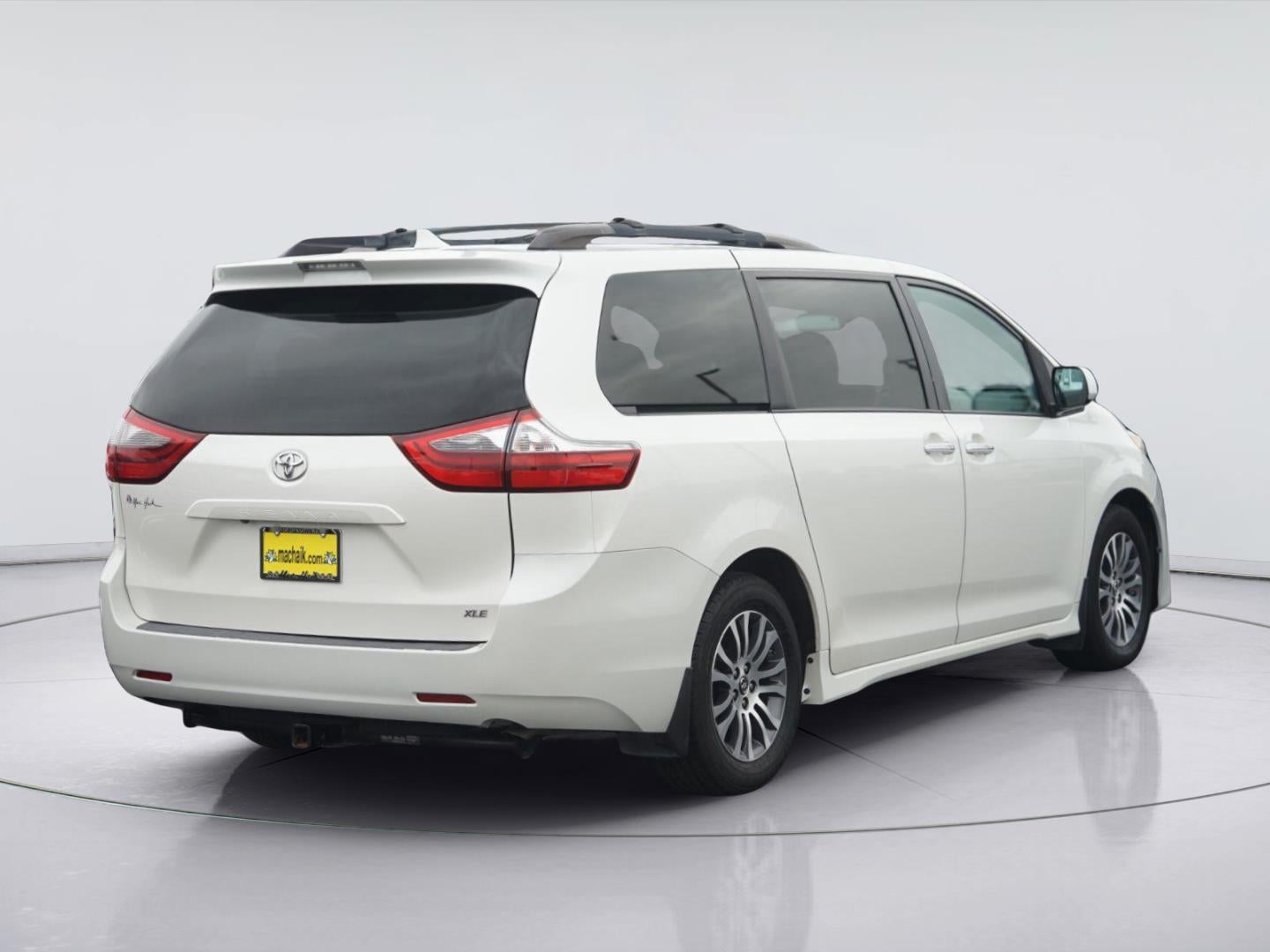 2020 Toyota SIENNA Base