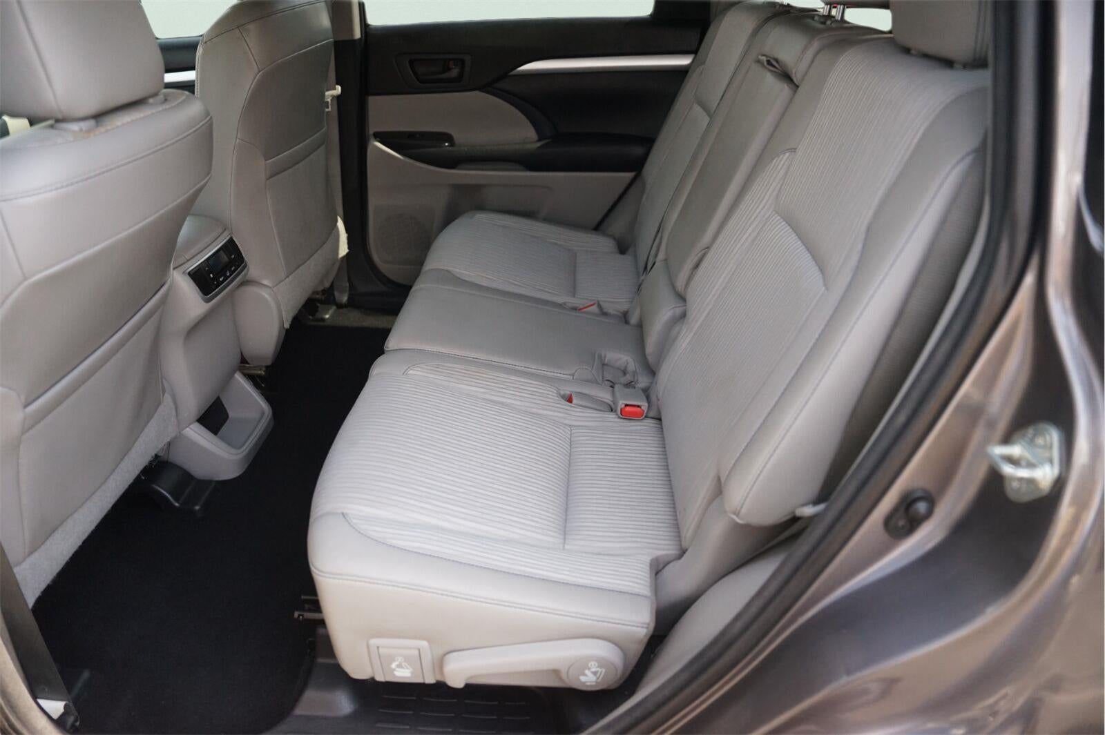 2015 Toyota Highlander LE Plus