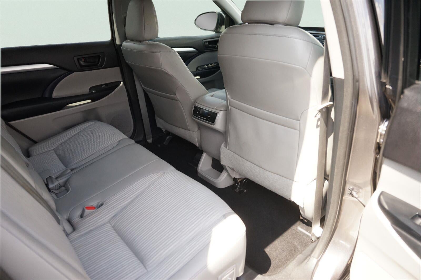 2015 Toyota Highlander LE Plus